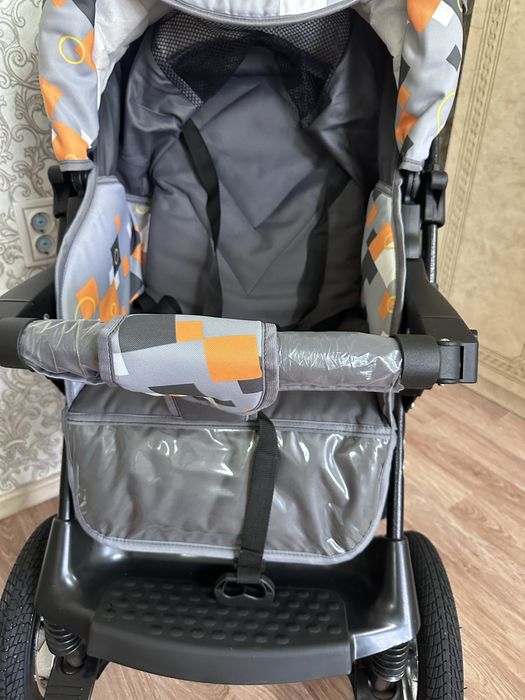 Продам детскую коляску