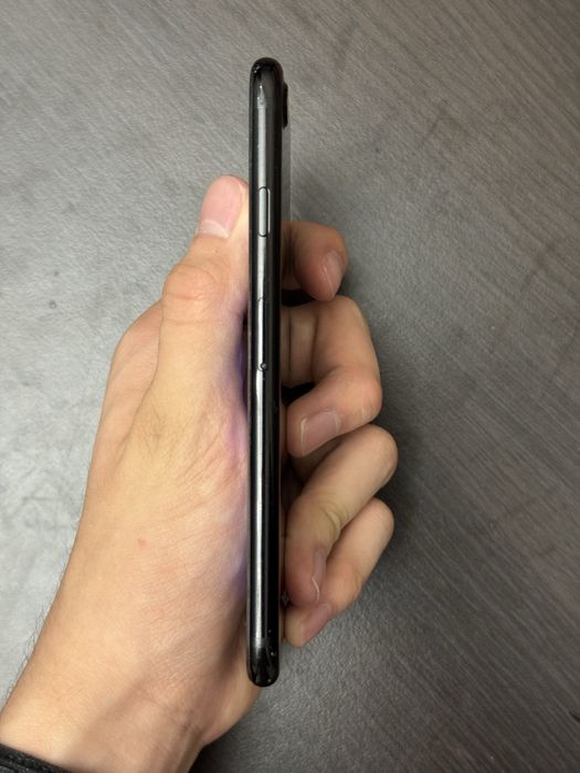 iPhone 7 Jet Black 256GB
