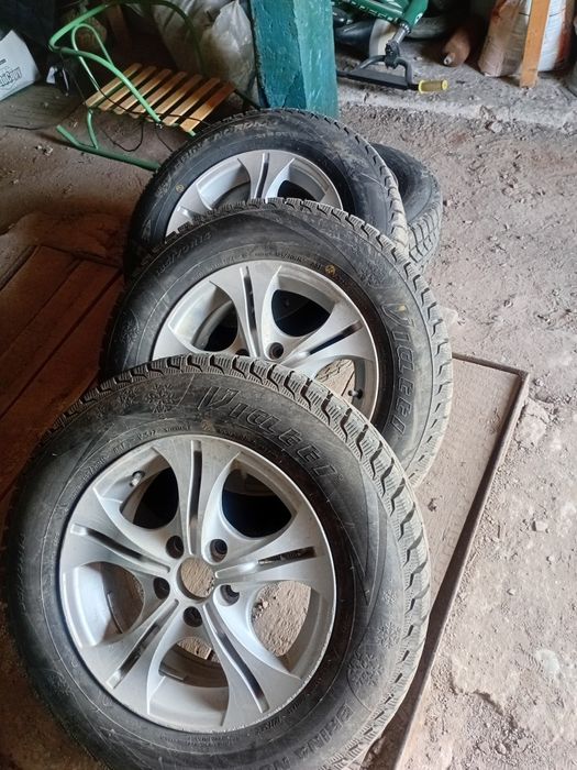 Шины на титанке R 14 Карина Е