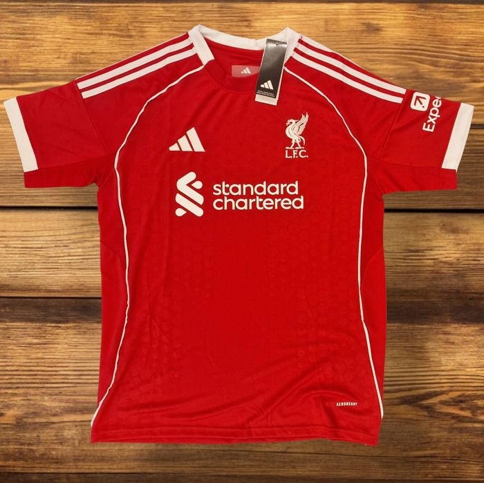 Футболни екипи 2025/26