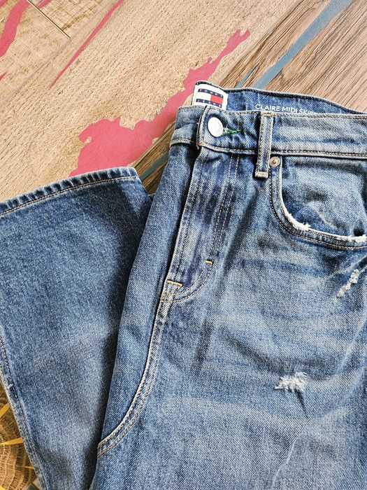 Дънкова пола Tommy Jeans midi  26