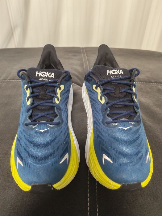 Adidasi de alergat Hoka Arahi 6