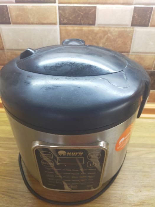 Продам мультиварку НЕДОРОГО