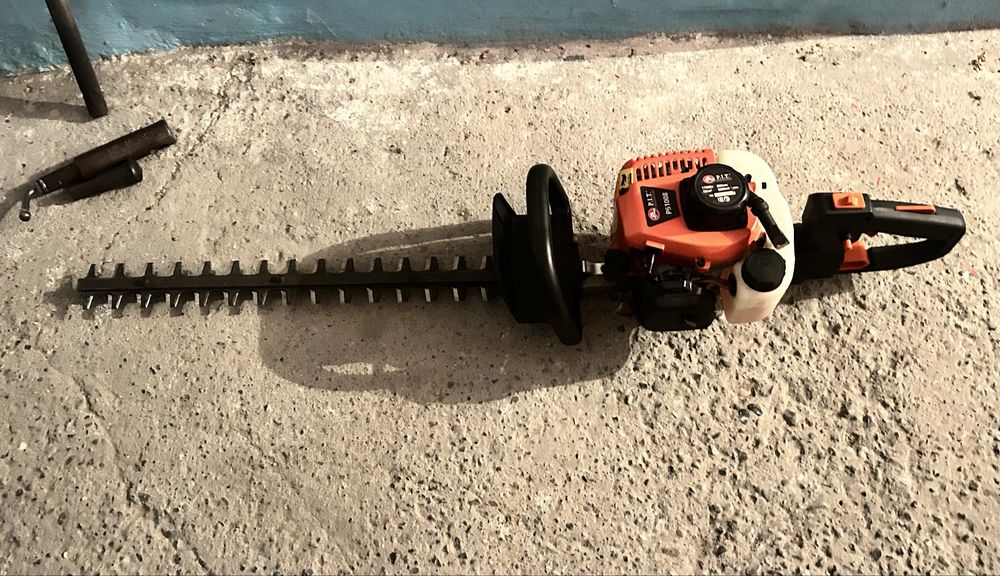 Кусторез бензиновый