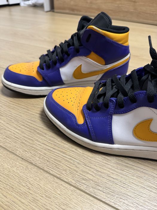 Jordan air 1 mid barbati