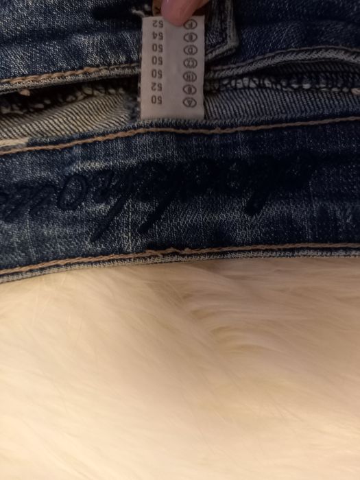 Blugi 3/4 marimea 52