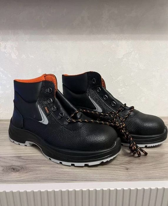 Продаётся Летняя Спецобувь!