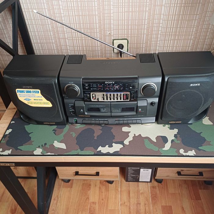 Продам свою магнитолу Sony CFS-717S