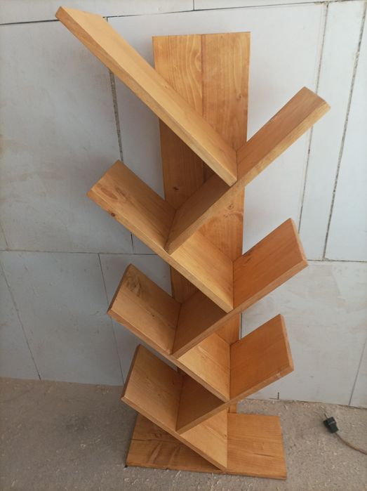 Етажерка, библиотека