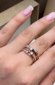 Кольцо золотое. 585 проба . Размер 19.новое.