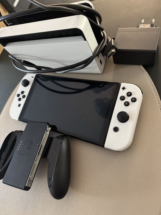 Consola Nintendo Switch alba