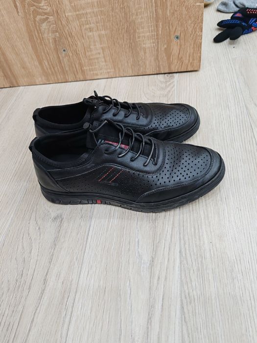 Ботинки на мальчика 37р