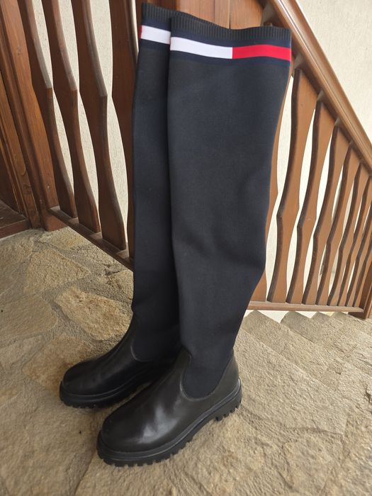 НОВИ ботуши Tommy Hilfiger