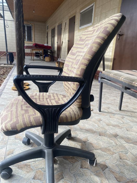 продаю кресло для дома