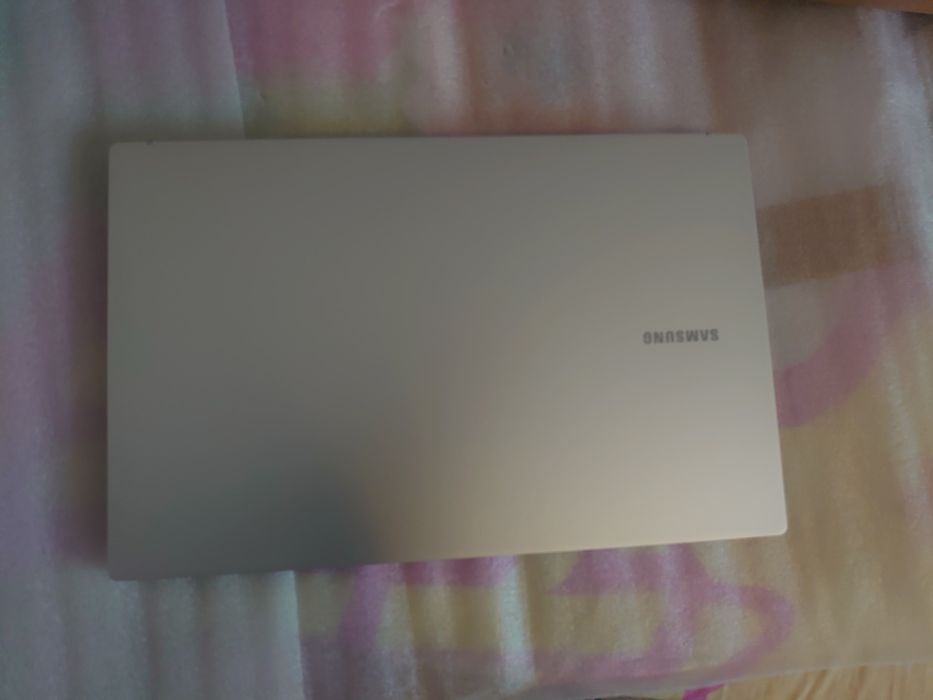 Samsung Galaxy Book 15,6 i5