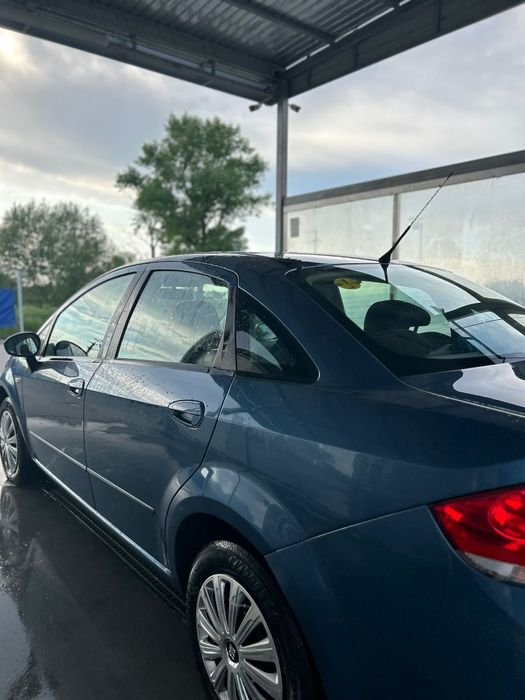 Vând Fiat Linea in stare buna de funcționare