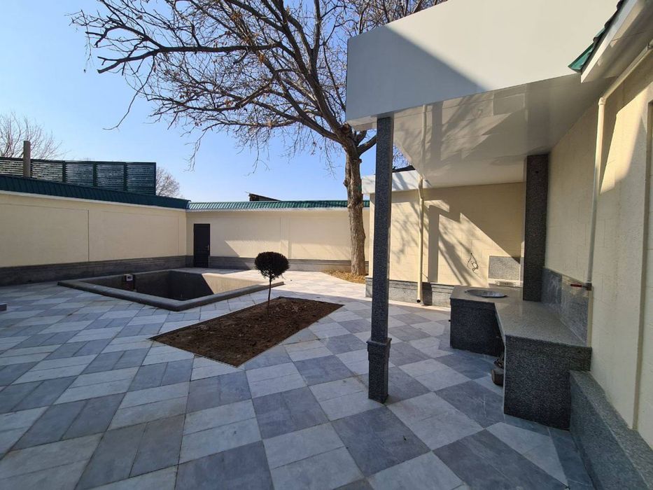 Продаётся дом близнецы на Центр Луначарского