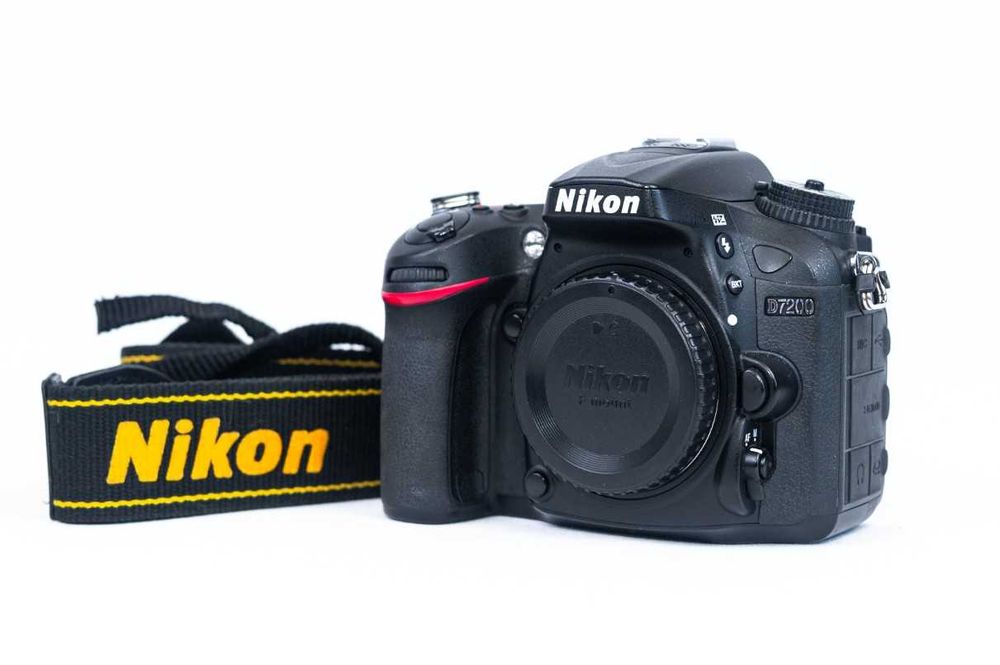 Nikon D7200 BODY