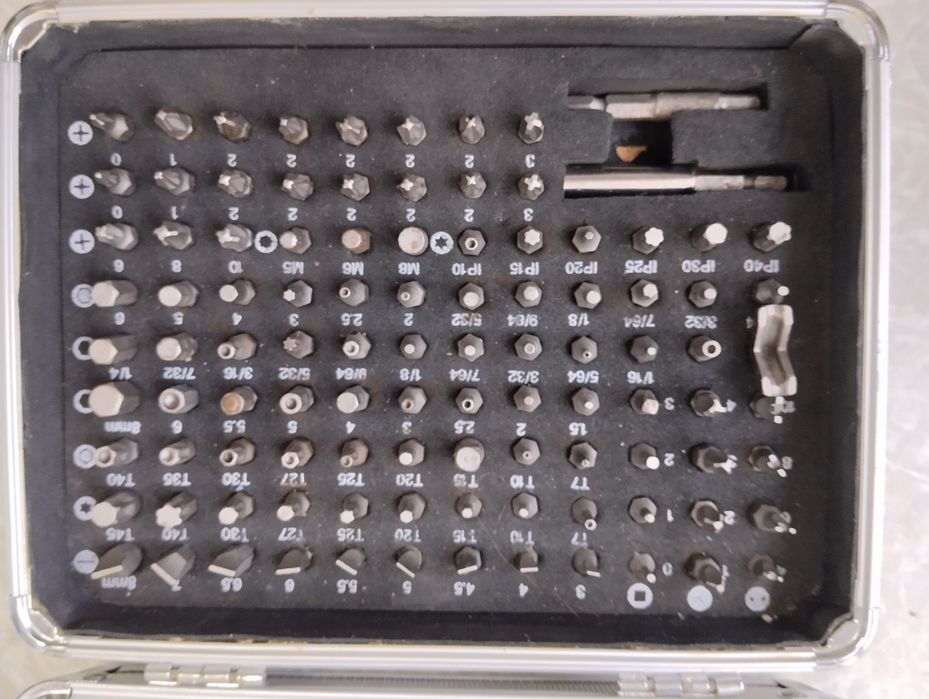 Отвёртка аккумуляторная.