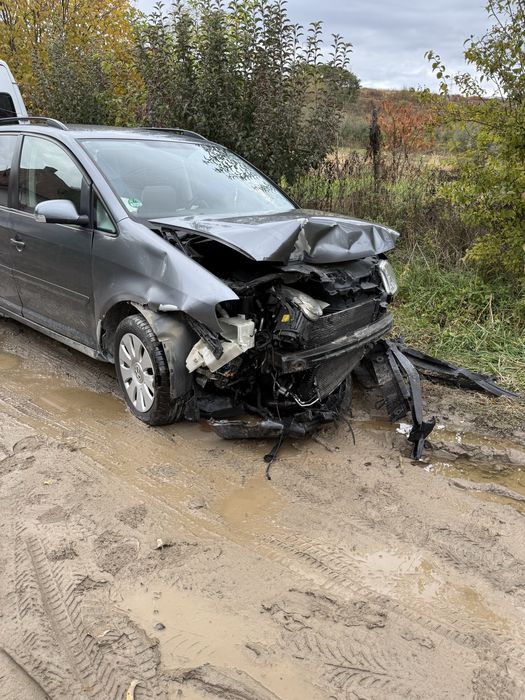 Dezmembrez VW Touran 1.9 TDI BKC