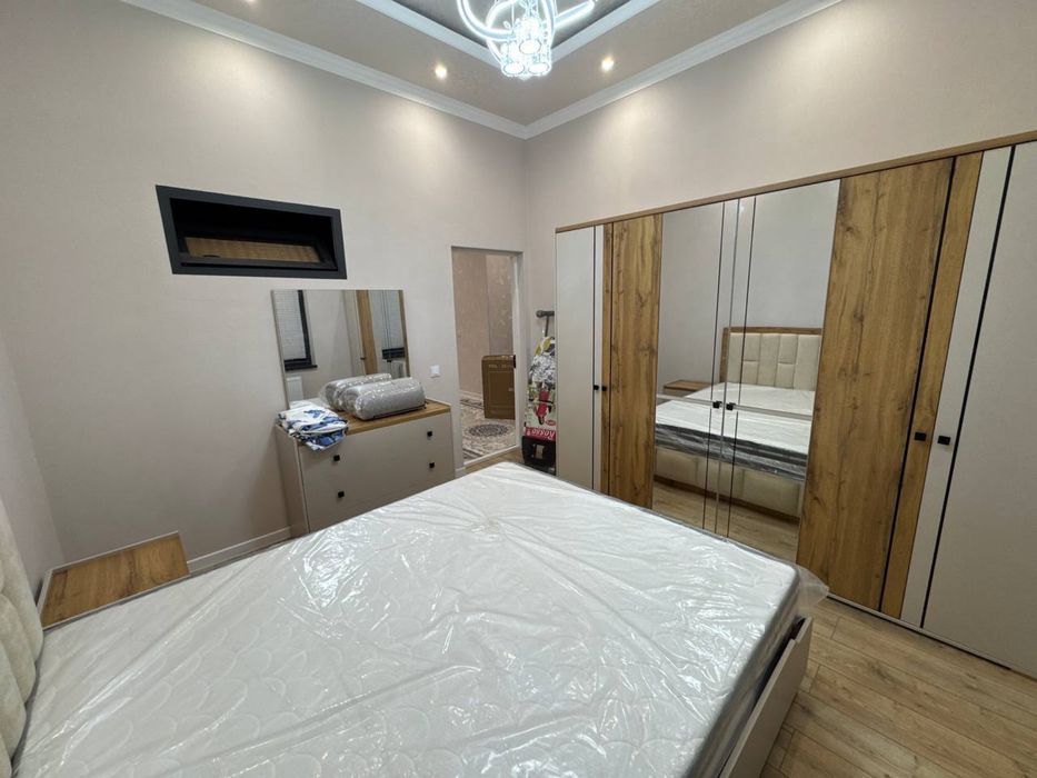 Срочно здаеться квартира в Аренду в городе Чирчик раеоне 500тка