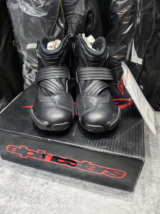 Alpinestars Stella SMX-1 R V2 Vented номера 38 и 40