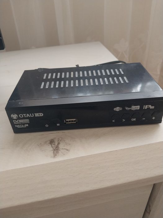 Тюнер Отау в отличном состояний