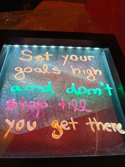 Led neon effect frame