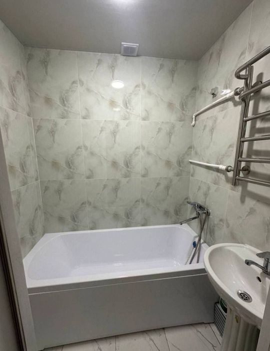 Сотилади Юнусобод 8 кв 2 хона Улучшение 58м2 2/3/5