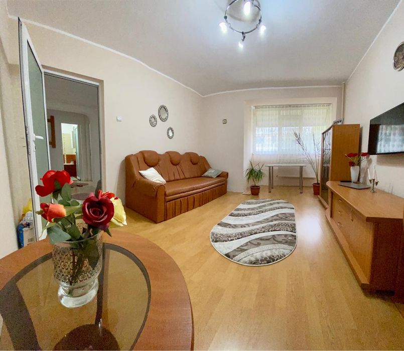 Apartament 3 camere de inchiriat