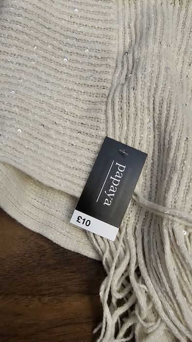 Capa cu paiete bej NOUA