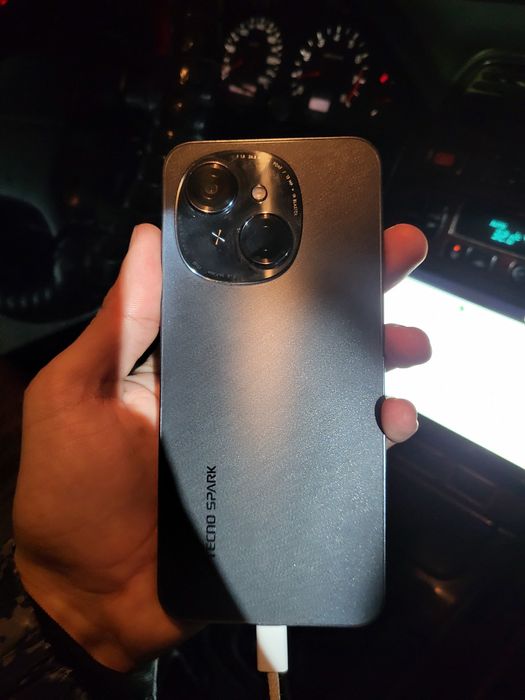 Techno spark go  продам 64 гб продам 18000