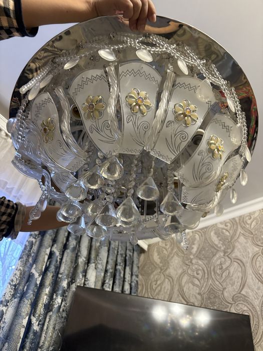 екі люстра бірге сатылады,