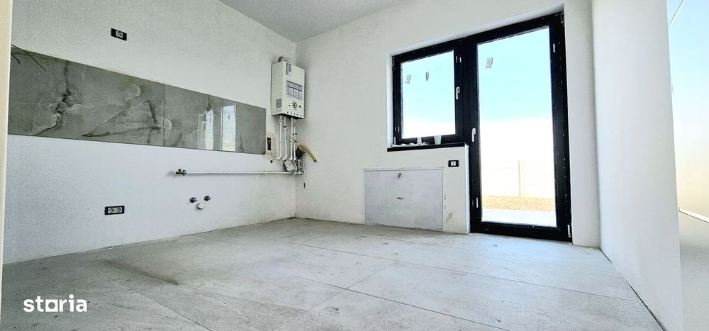 Casa 3 camere,teren 330 mp
