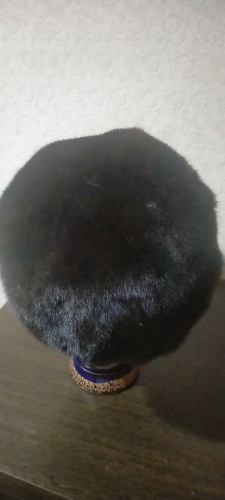 Норковая кепка б/у