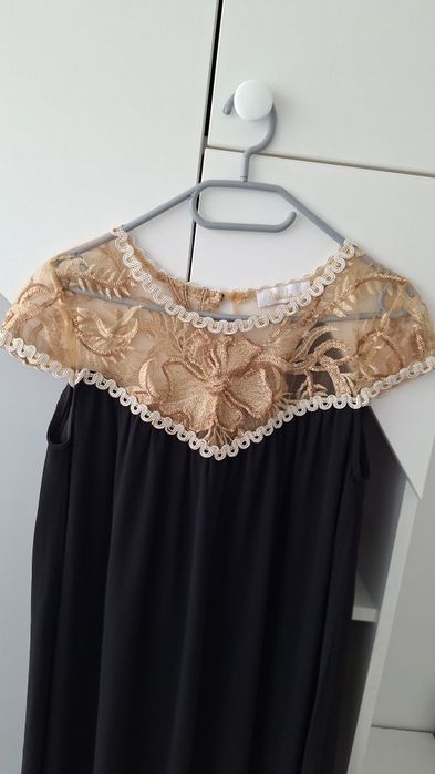 Rochita larga lejera, marimea 36 (potrivita pt gravide)