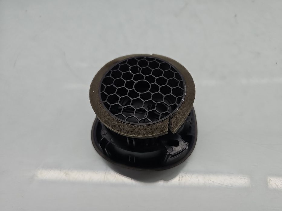 Grila aerisire stanga Renault Trafic 3 (F82) [Fabr 2014-2022] 68760131