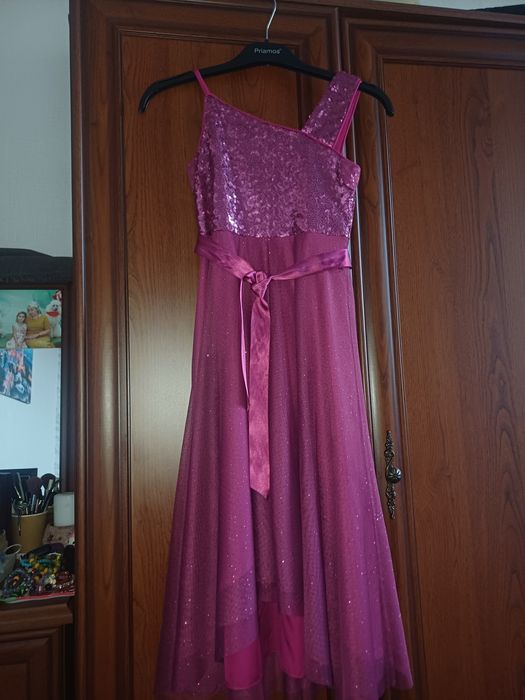 Платье на девочку