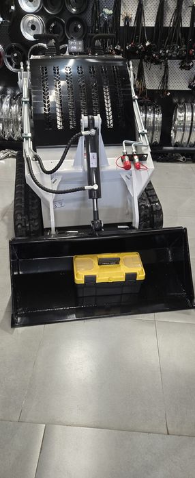 Мини погрузчик бензиновый