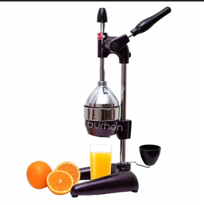 Mevalar uchun, qo‘lda ishlatiladigan, metall sharbat siqqich