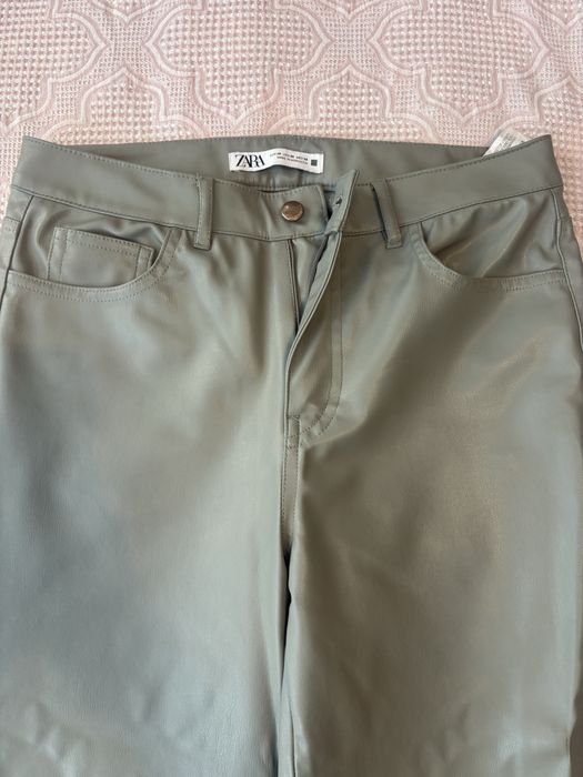 Кожен панталон Zara