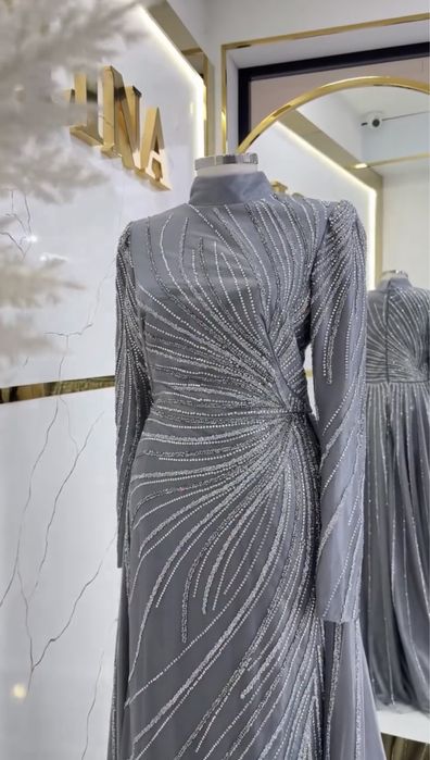 Срочно сотилади вечерний койнек