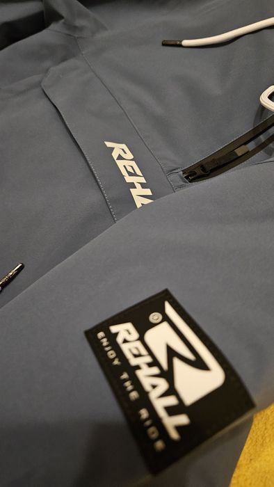 Ново, зимно яке Rehall оригинал. унисекс