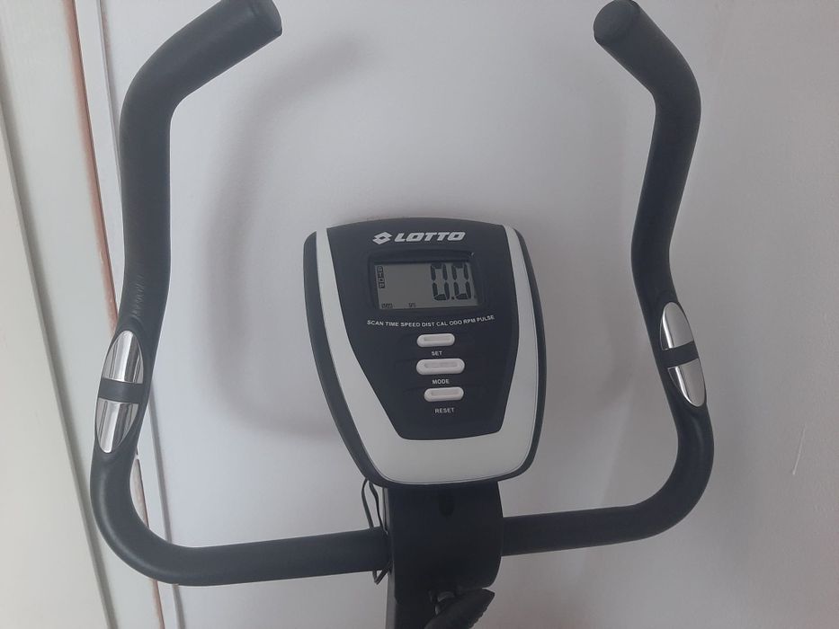 Bicicleta fitness Lotto stare foarte buna folosita putin