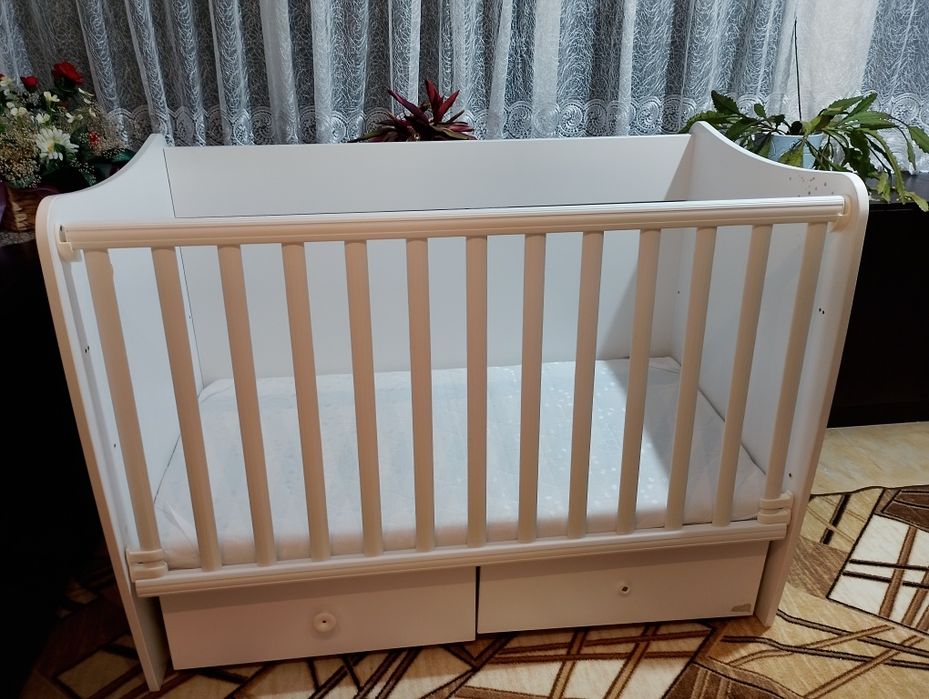 Бебешка кошара бяла Lorelli