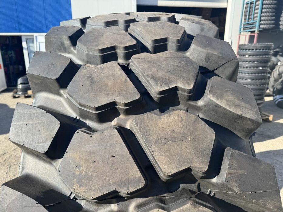 ANVELOPA 26.5 R25 BKT EARTHMAX SR41 202A2/193B E4**/L4* CR TL