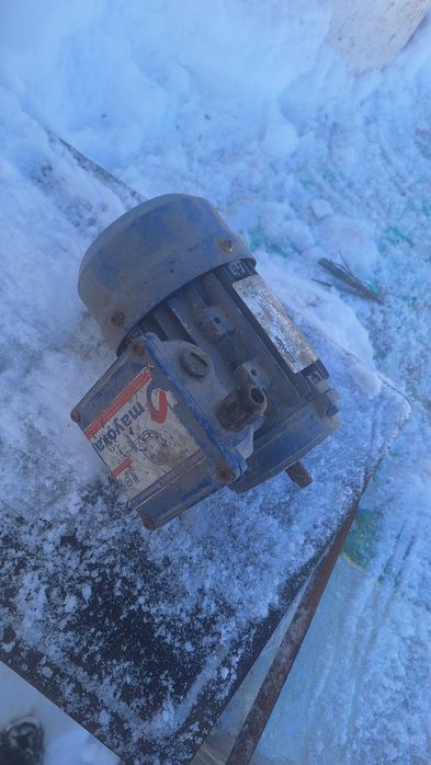 Motor electric trifazat CEMER MLS 6304N
