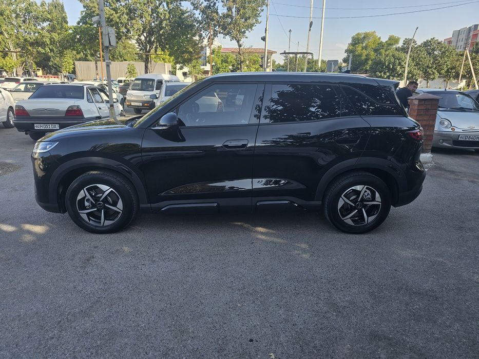 Byd up sotiladi 8 yil.kafolat bn 2026 yil