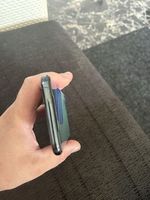 iPhone 11 Pro Max 64 GB – Midnight Green – 500 lei negociabil