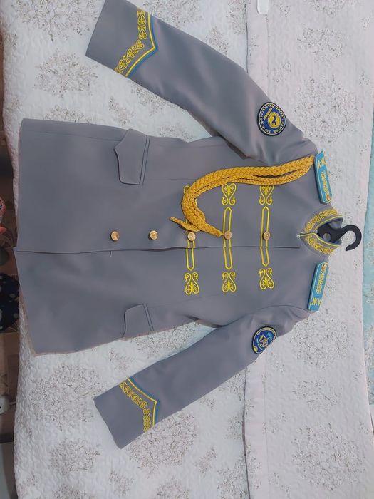 Парадная форма Жас-Улан